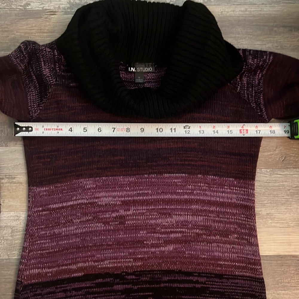 Sweater - Picture 5 of 5